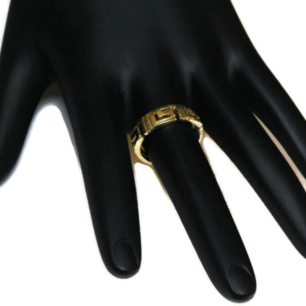 14k Solid Yellow Gold Greek Pattern Band Ring!! - Picture 3 of 4